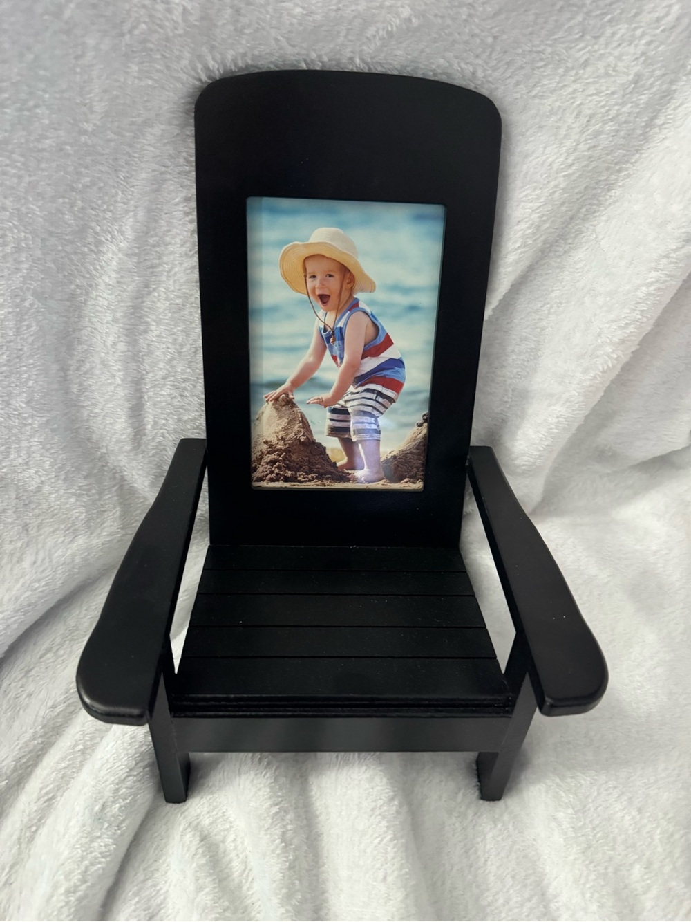 Black Adirondack-Style Photo Frame Chair - Decorative Picture Holder
